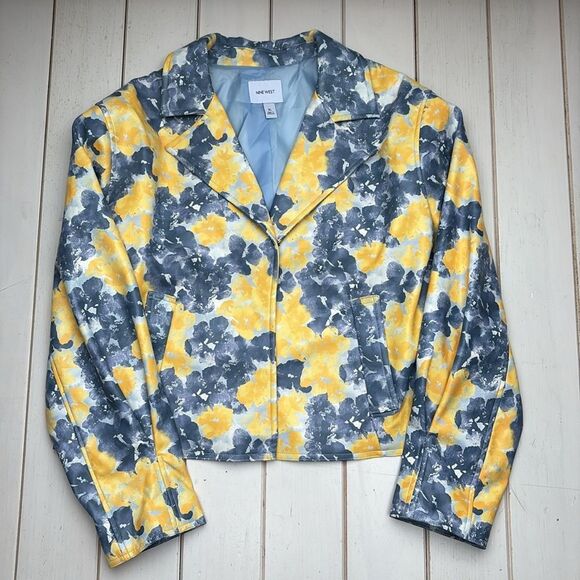Cropped Floral Yellow and Blue Trench - Picture 13 of 13